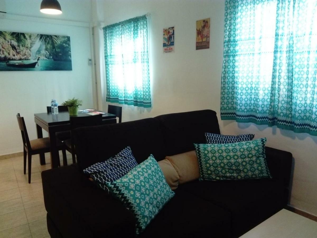 Apartamento Dos Aceras Málaga Dış mekan fotoğraf