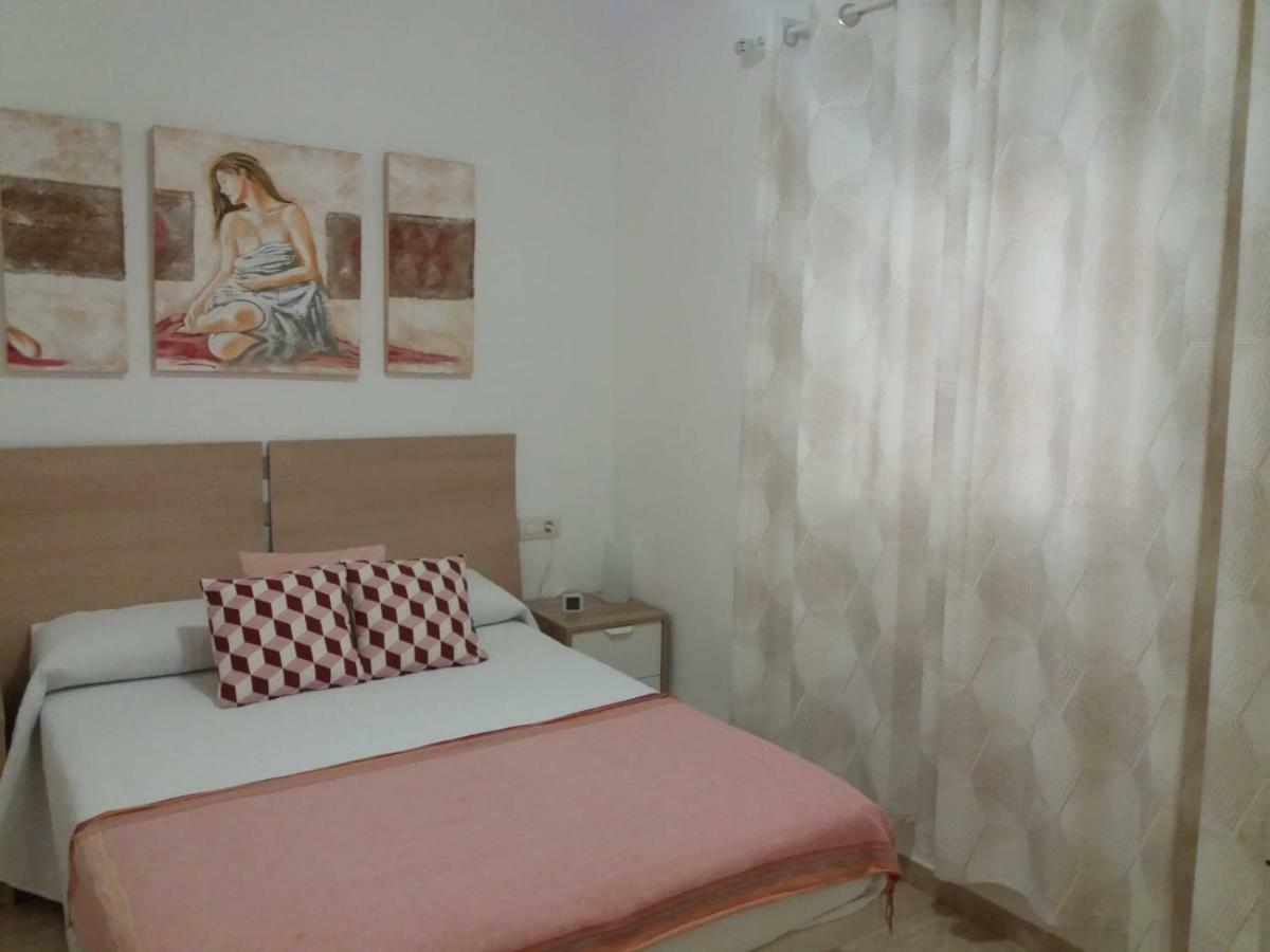 Apartamento Dos Aceras Málaga Dış mekan fotoğraf